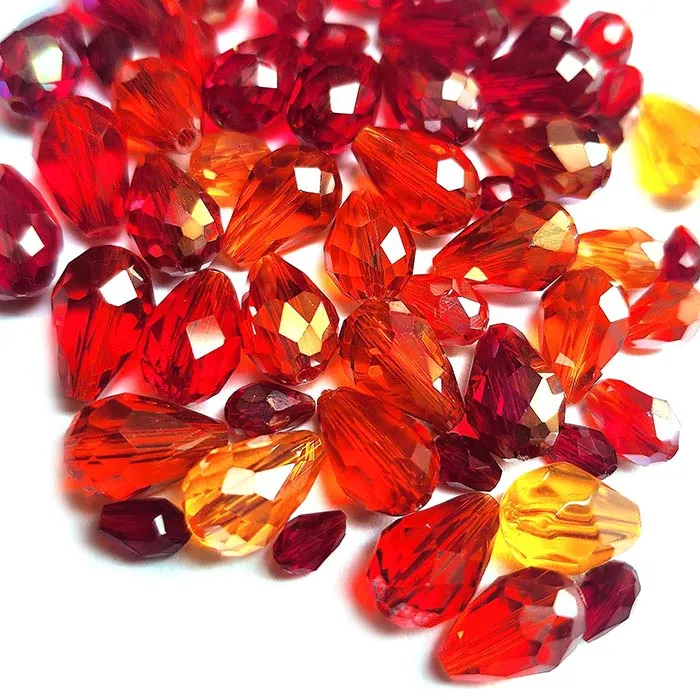 200 Pcs Pkg. Red color, Drop Faceted Crystal Glass beads, size encluded as 5X7MM, 8X12MM, 10X15MM AND SOME 3X5MM