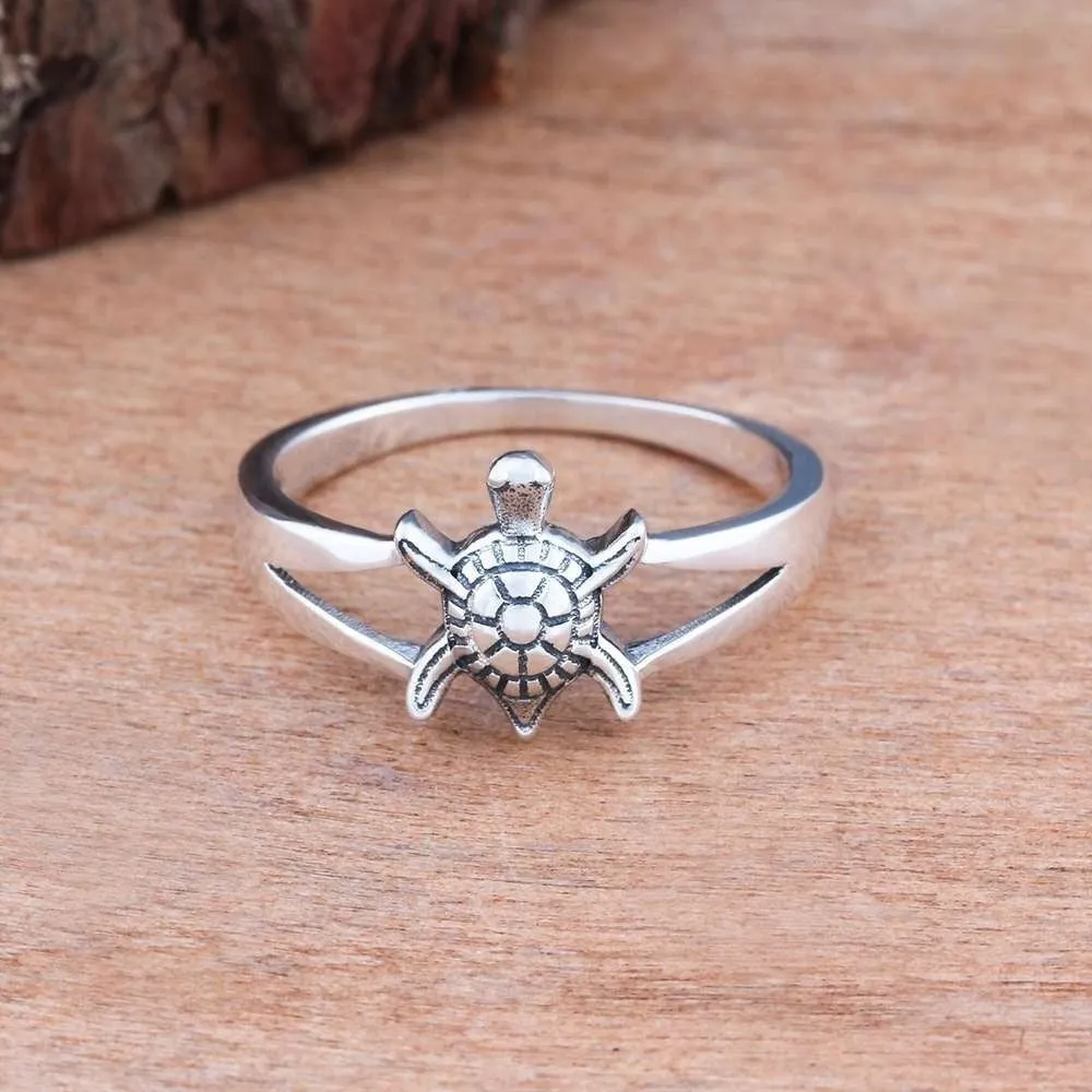 Adorable Simple Turtle Ring