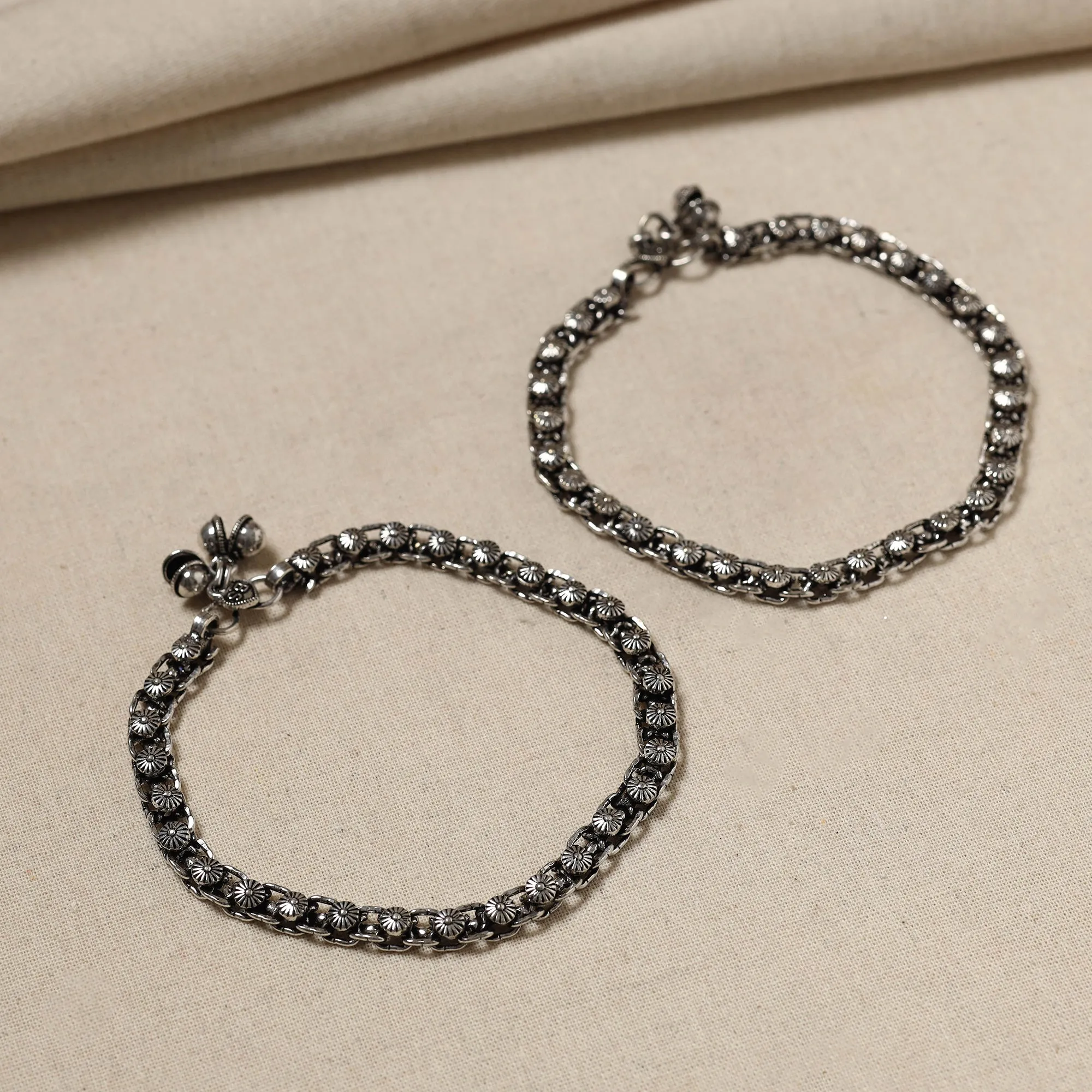 Antique Finish Oxidised German Silver Payal (pair)