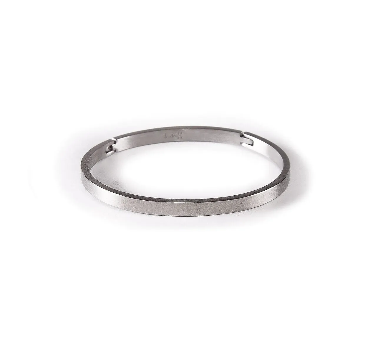 B.Tiff Plain Bracelet in Silver