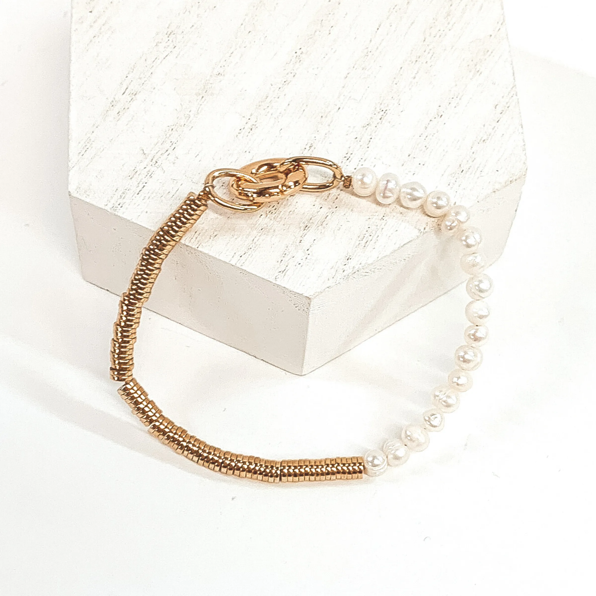 Gold Metal Disk Beaded Bracelet with a White Pearl Accent