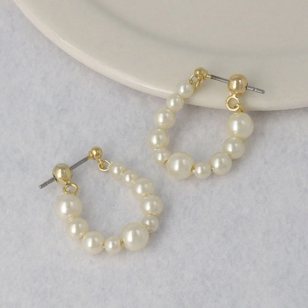 Graduated Pearl Hoop Earrings