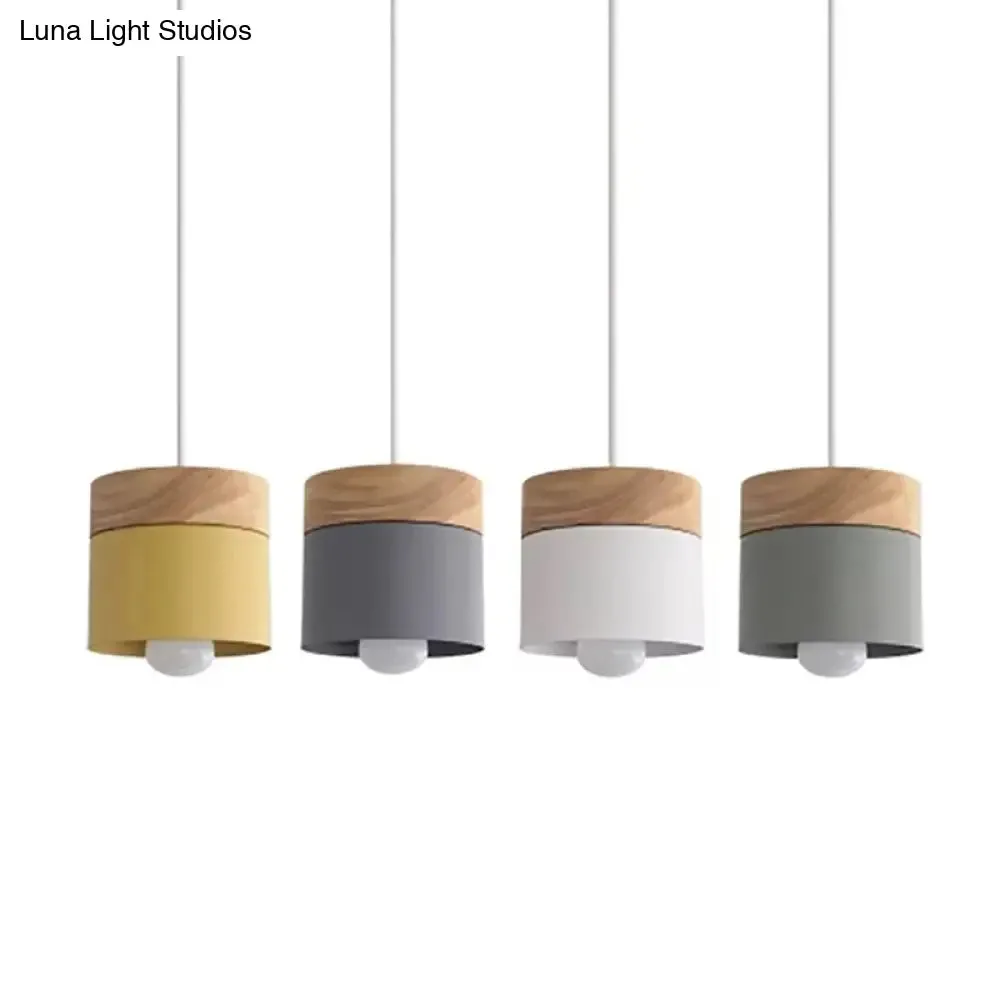 Minimalist Wood Pendant Light Fixture with Cylindrical Metal Lamp Design - Perfect for Table