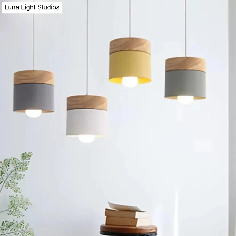 Minimalist Wood Pendant Light Fixture with Cylindrical Metal Lamp Design - Perfect for Table