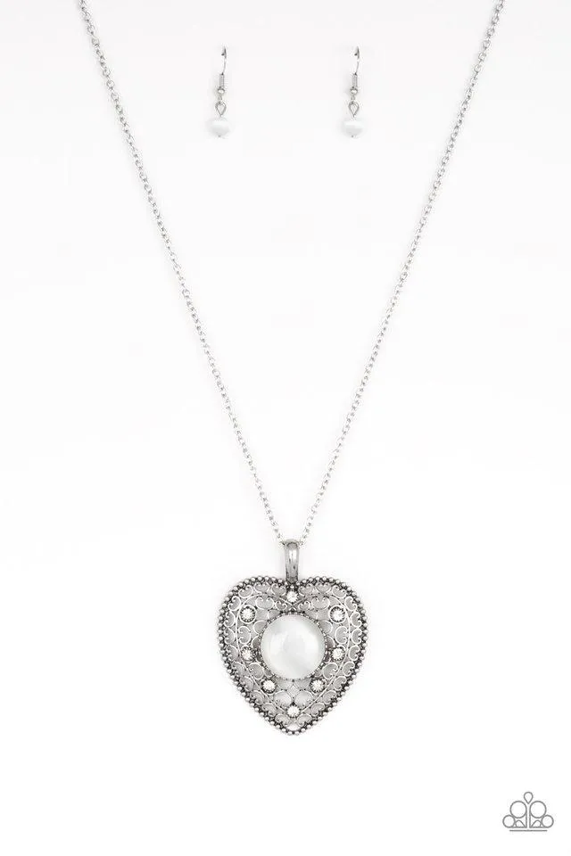 Paparazzi Necklace ~ One Heart - White