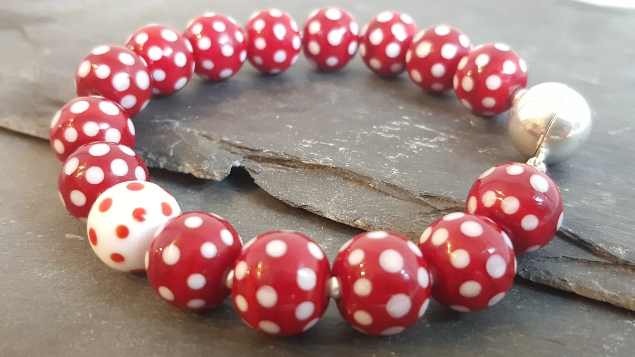 Polka Dotty Avril Round Bead Bracelet