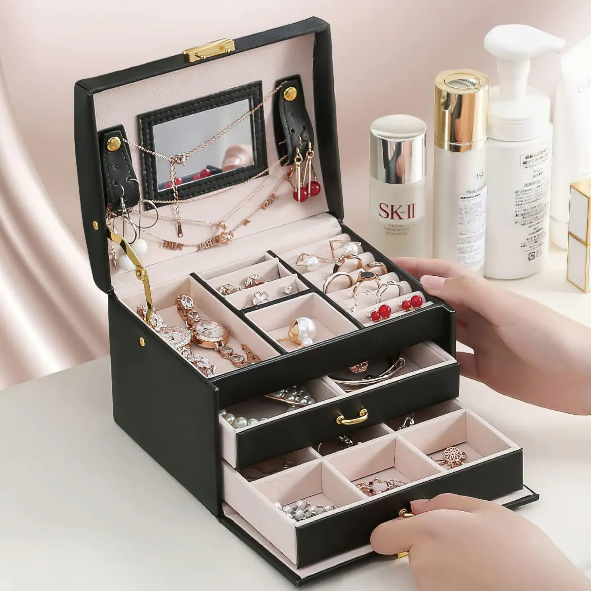 Portable Travel Jewelry box with three-layer PU leather storage box, mirror and lock