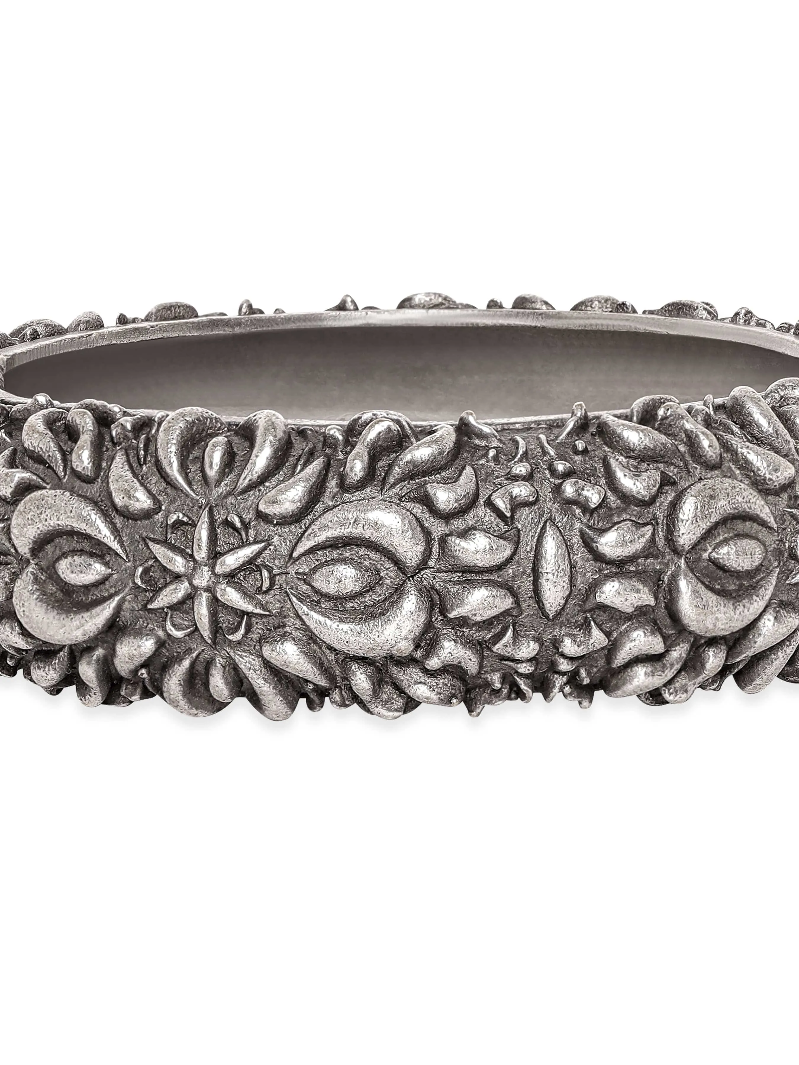 Rubans Vintage Reverie Oxidized Silver Plated Kada Bracelet