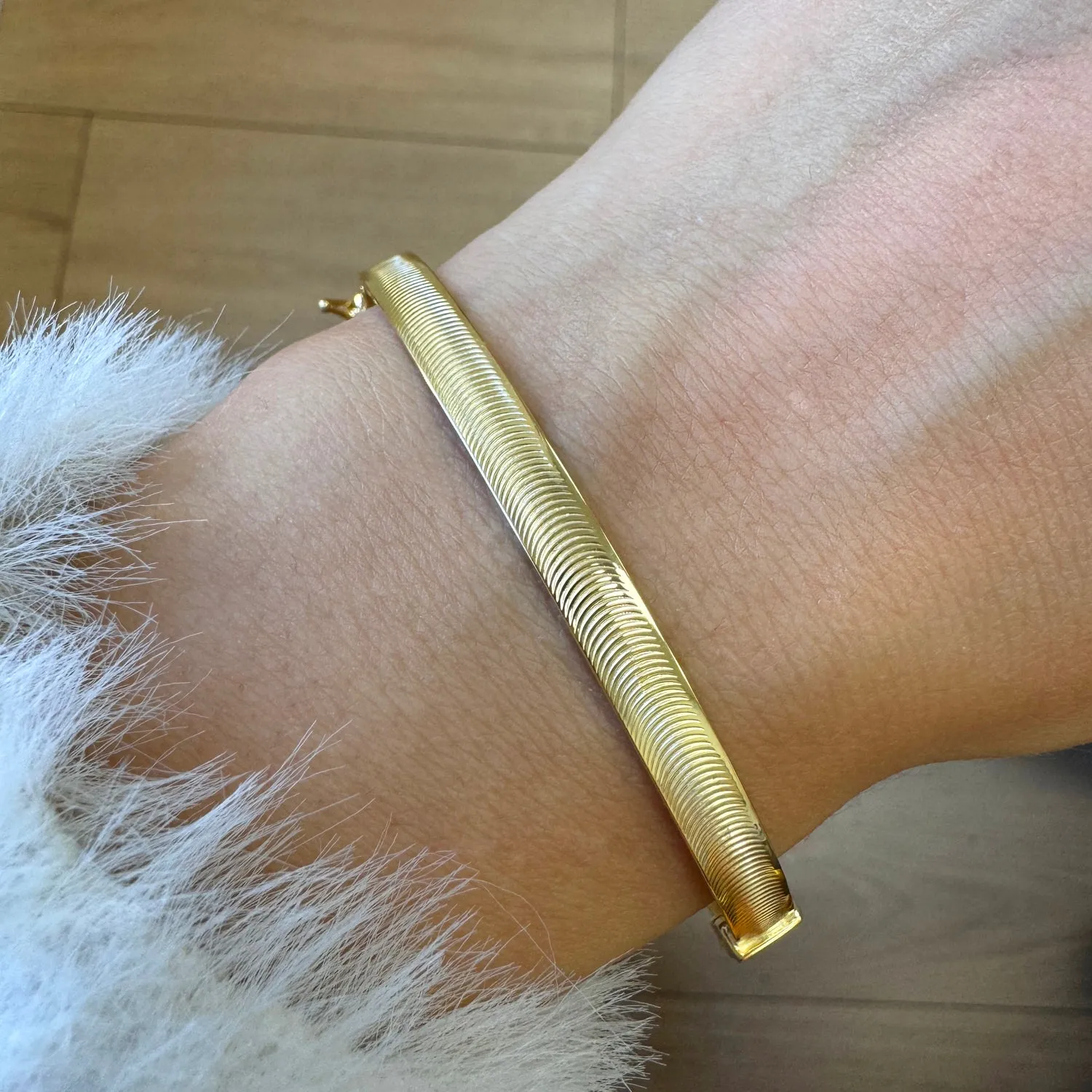 Wide Crescent Cut Bangle (5mm)